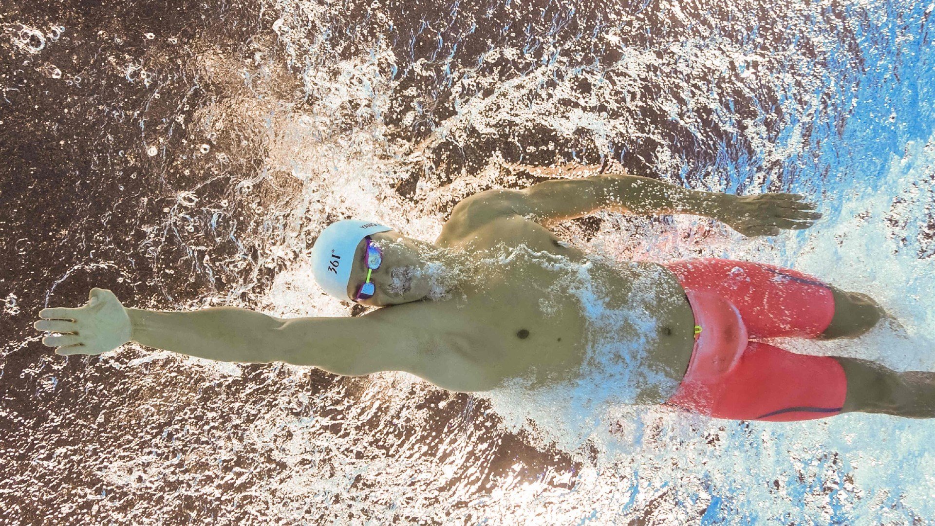 马刺节奏掌控魔术，福克斯在季后赛抢七接管比赛