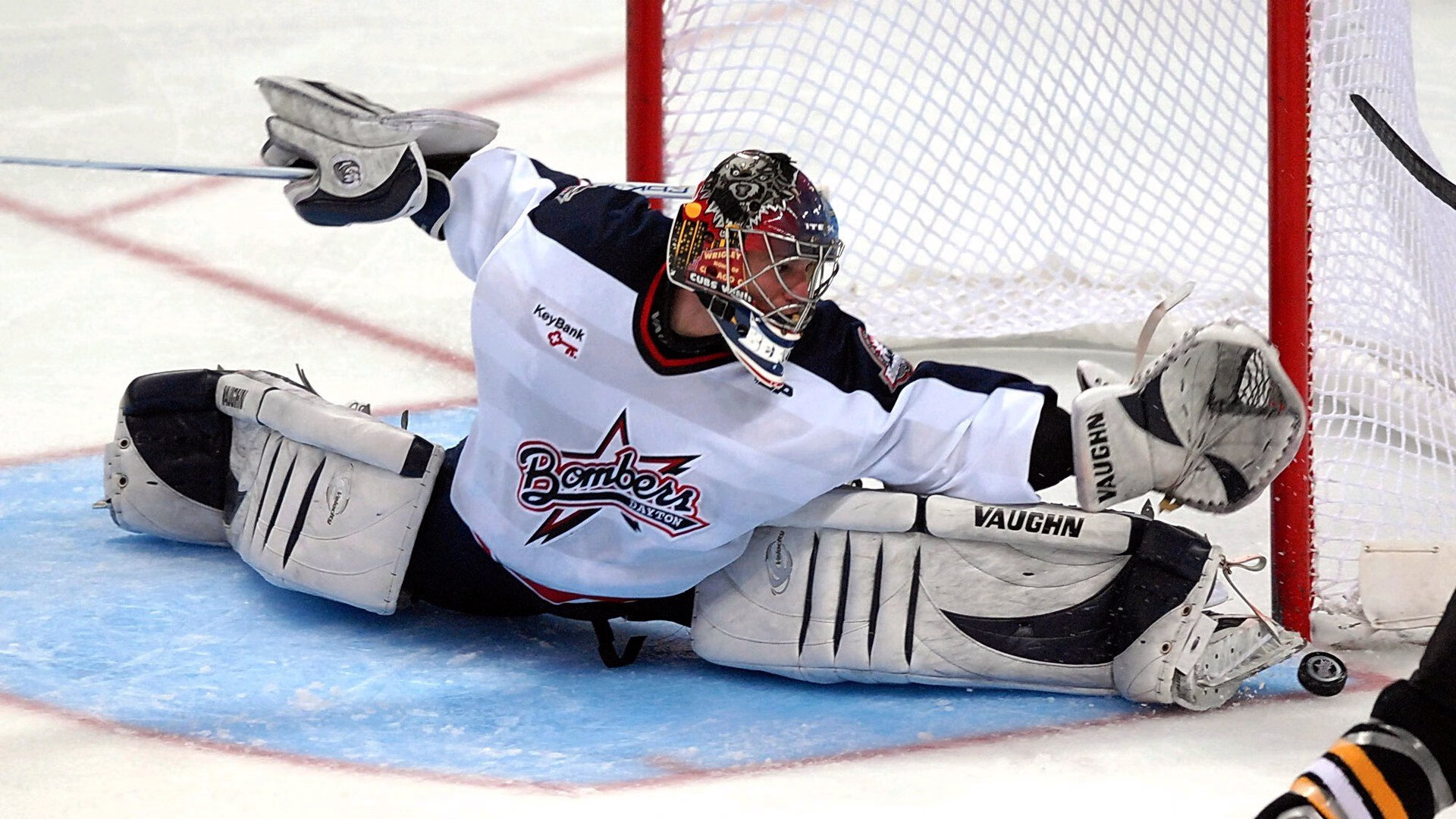 IM体育app-黄色潜水艇末节奇迹，比利亚雷亚尔绝境逆转奥地利，维尼修斯持续闪耀成关键先生