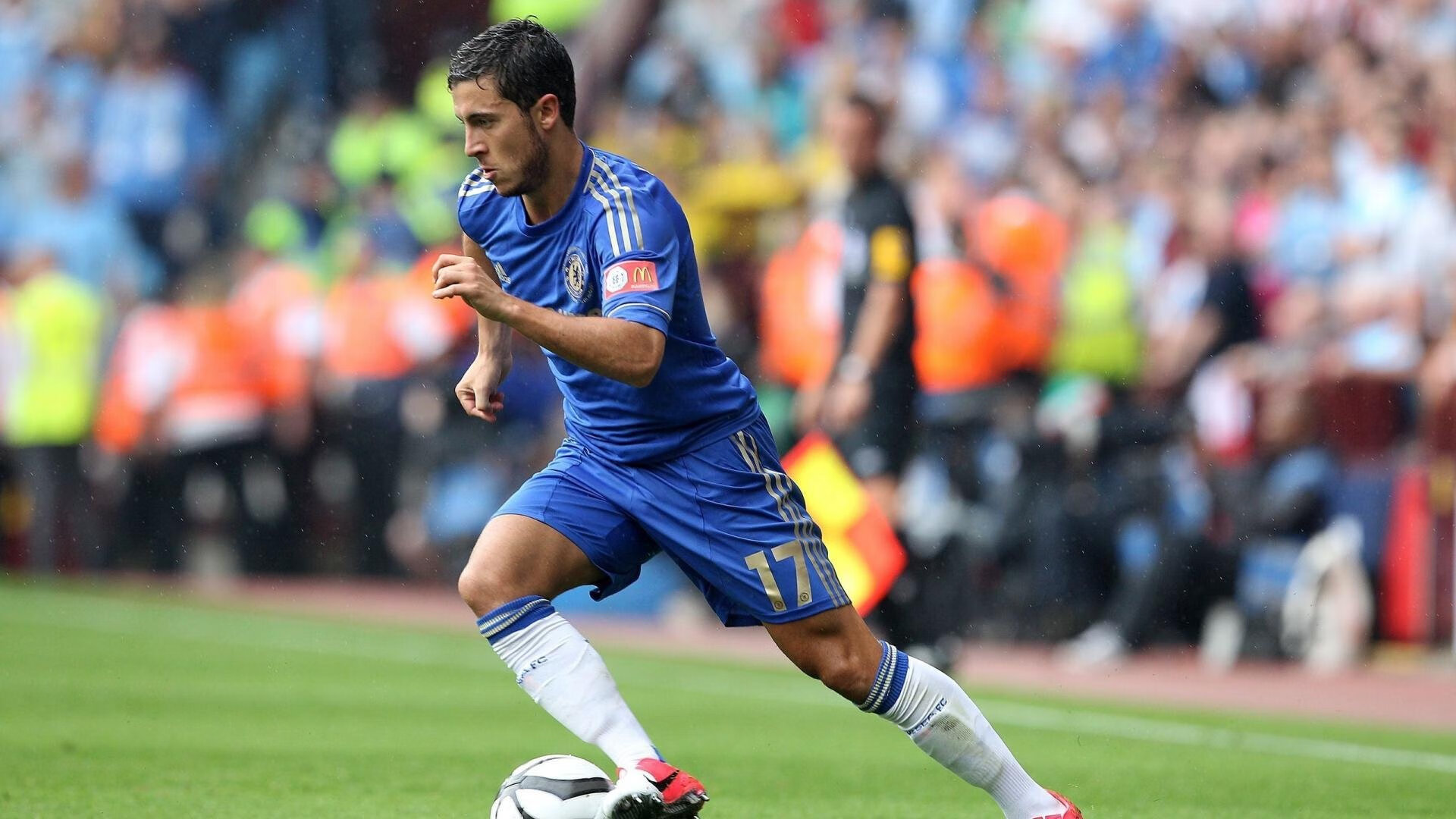 京多安节奏的艺术，从曼城大脑到荷兰速胜曼联的战术启示